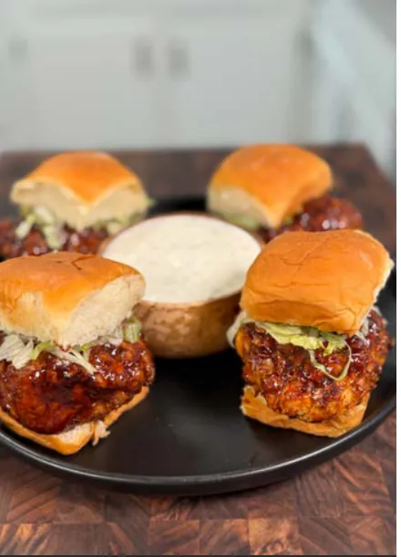 HONEY BBQ CHICKEN SLIDERS