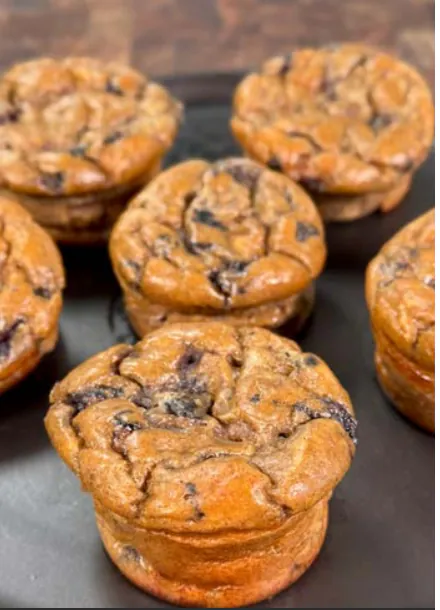 BLUEBERRY BANANA PROTEIN MUFFINS