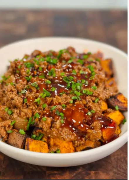 HOT HONEY BEEF & SWEET POTATO BOWL