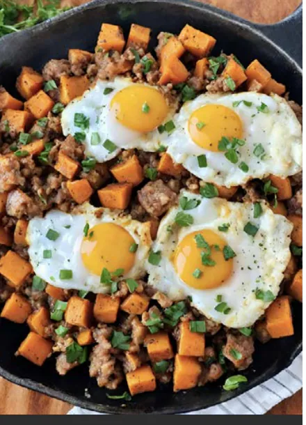 SWEET POTATO AND TURKEY SAUSAGE HASH