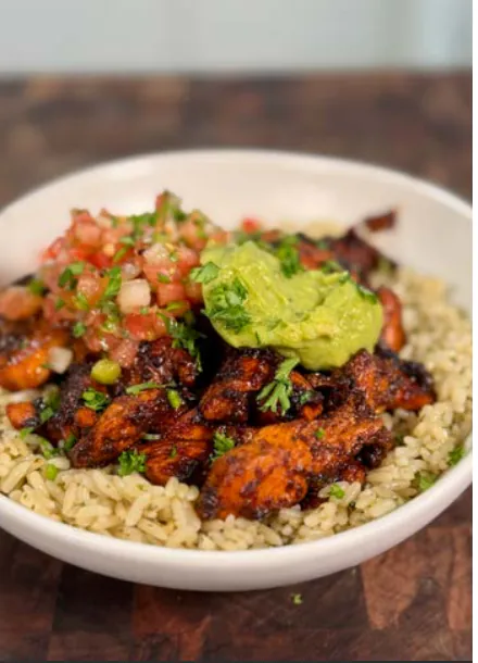 CHIPOTLE PINEAPPLE LIME CHICKEN BOWLS