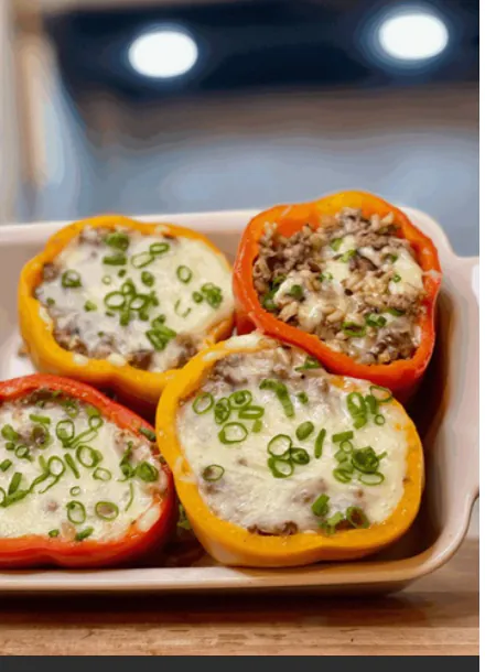 CHEESY BEEF AND RICE STUFFED PEPPERS