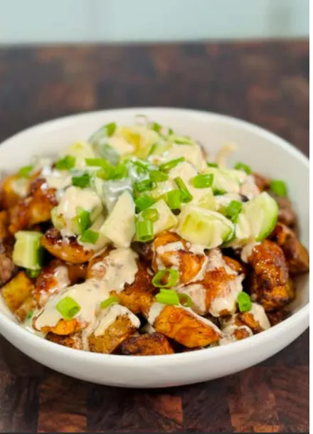 BANG BANG CHICKEN POTATO BOWL