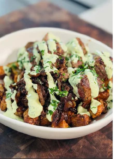GARLIC HERB STEAK & PARMESAN POTATO BOWLS