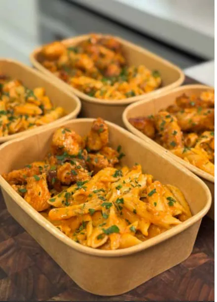CREAMY CHIPOTLE CHICKEN PASTA